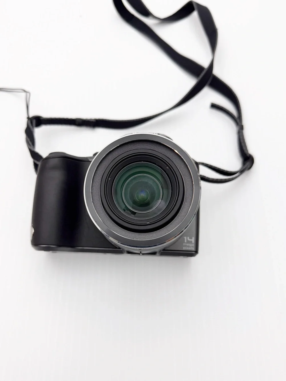 Kodak EasyShare Z981 26X Optical Black Digital Camera 14 MP